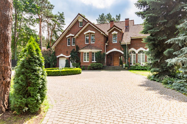 Best Driveway Pavers Contractor  in Ellis, KS